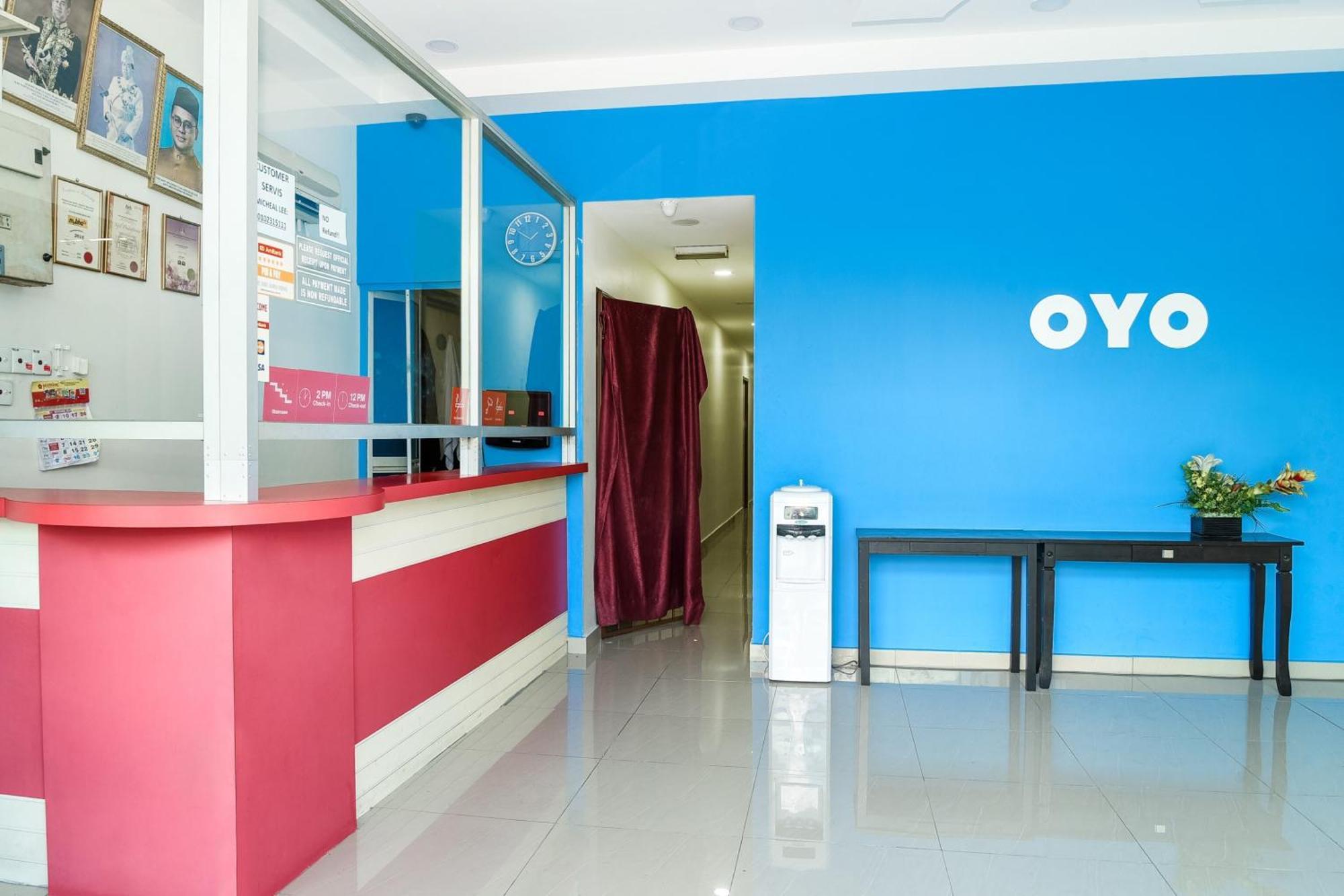 Oyo 90282 Hotel Taj Inn, Seksyen 7 Σαχ Αλάμ Εξωτερικό φωτογραφία