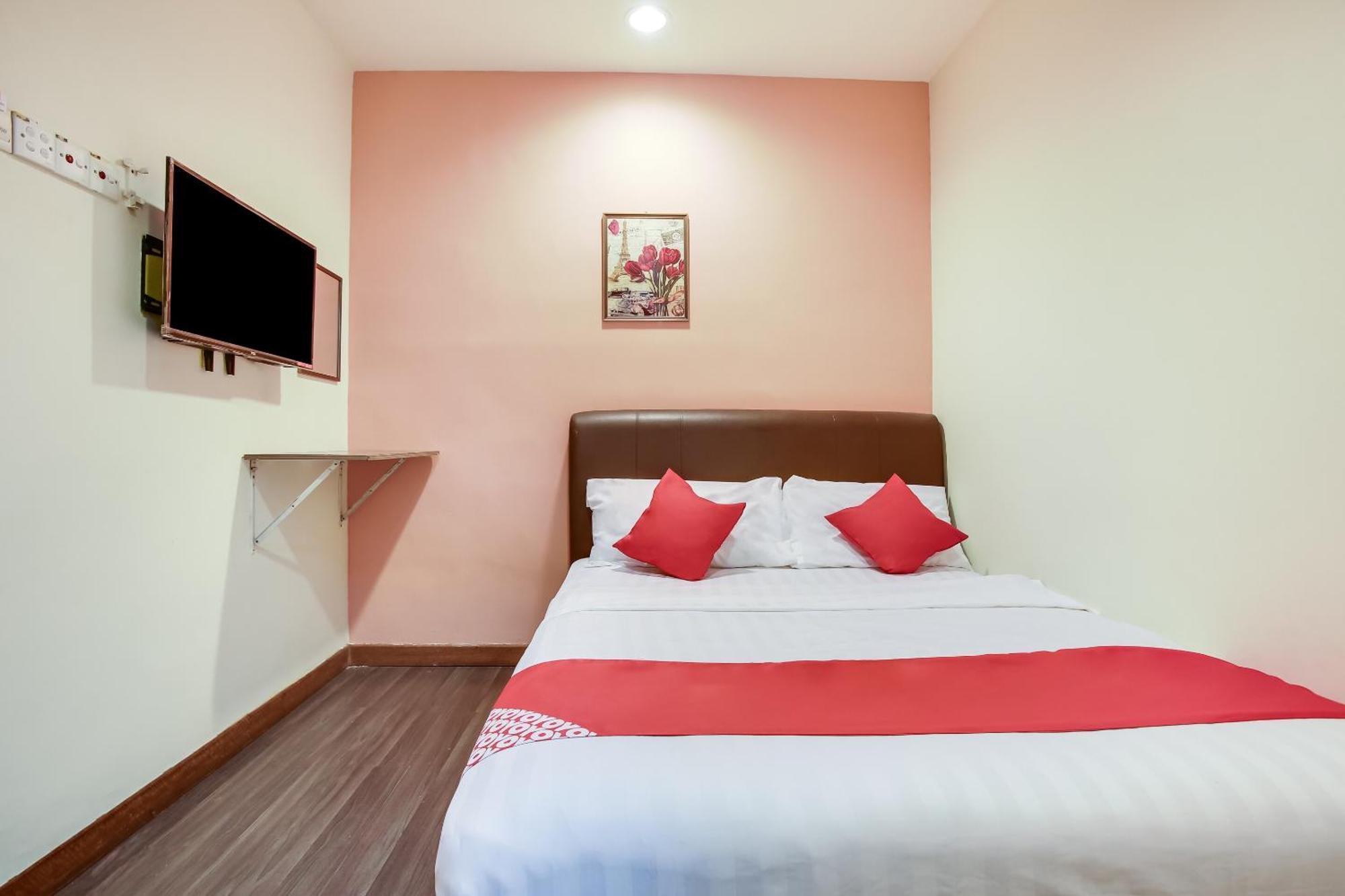 Oyo 90282 Hotel Taj Inn, Seksyen 7 Σαχ Αλάμ Εξωτερικό φωτογραφία