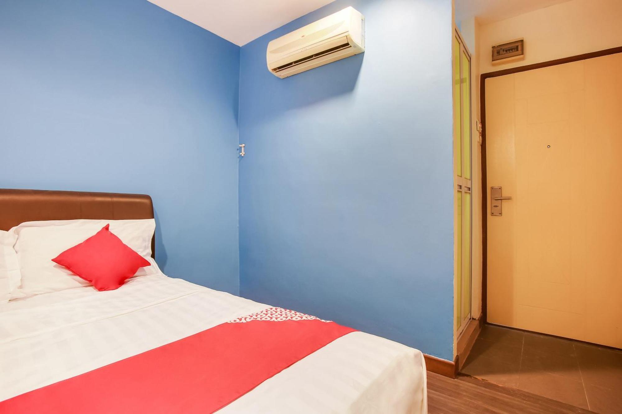 Oyo 90282 Hotel Taj Inn, Seksyen 7 Σαχ Αλάμ Εξωτερικό φωτογραφία