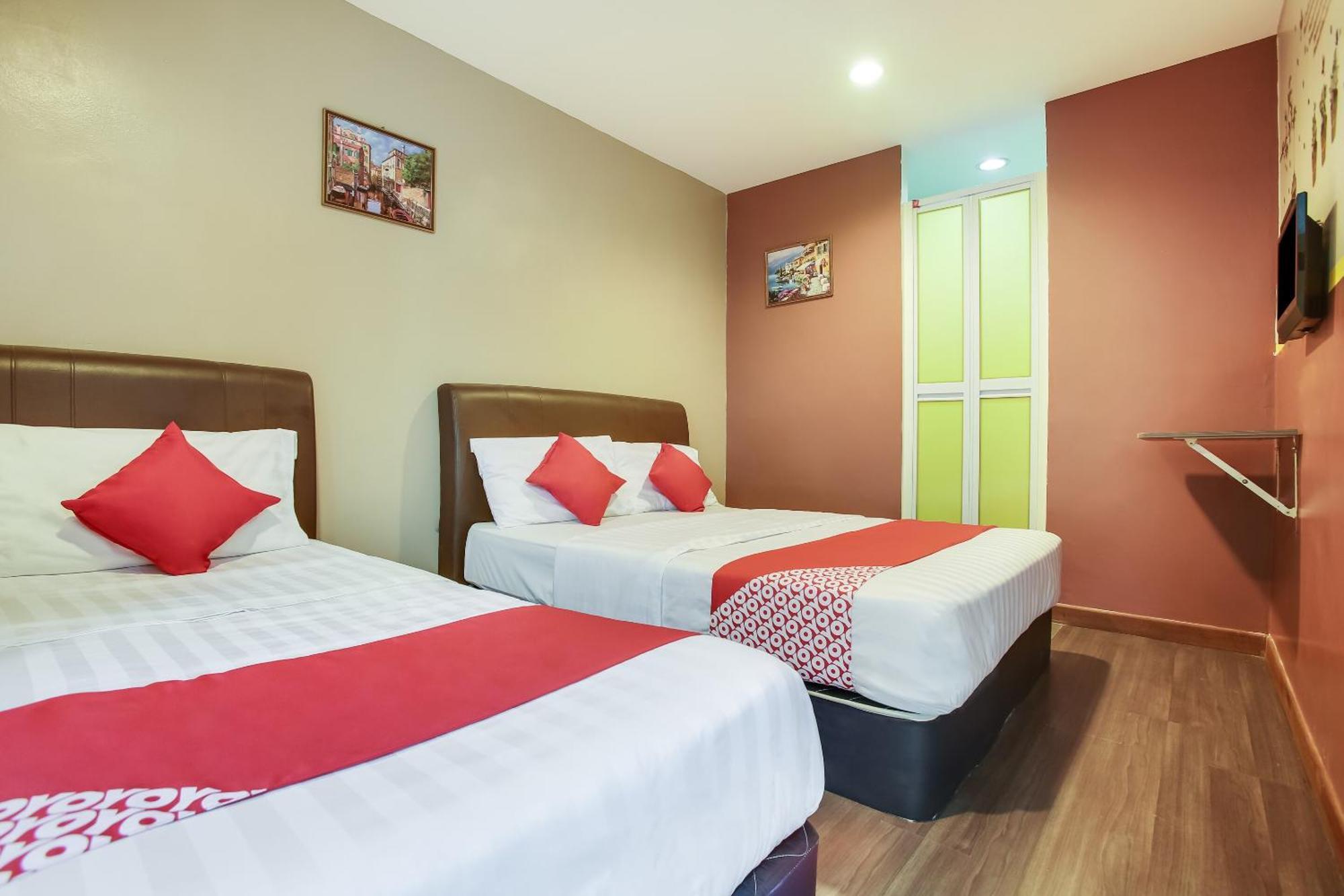 Oyo 90282 Hotel Taj Inn, Seksyen 7 Σαχ Αλάμ Εξωτερικό φωτογραφία